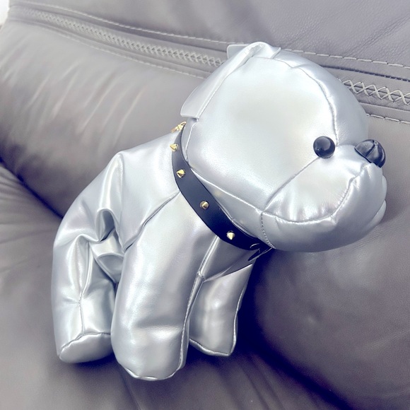 Silver faux leather Dog Women’s Handbag Sz M - Picture 5 of 6